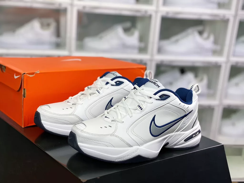 Nike Air Monarch IV Nike Air Monarch IV