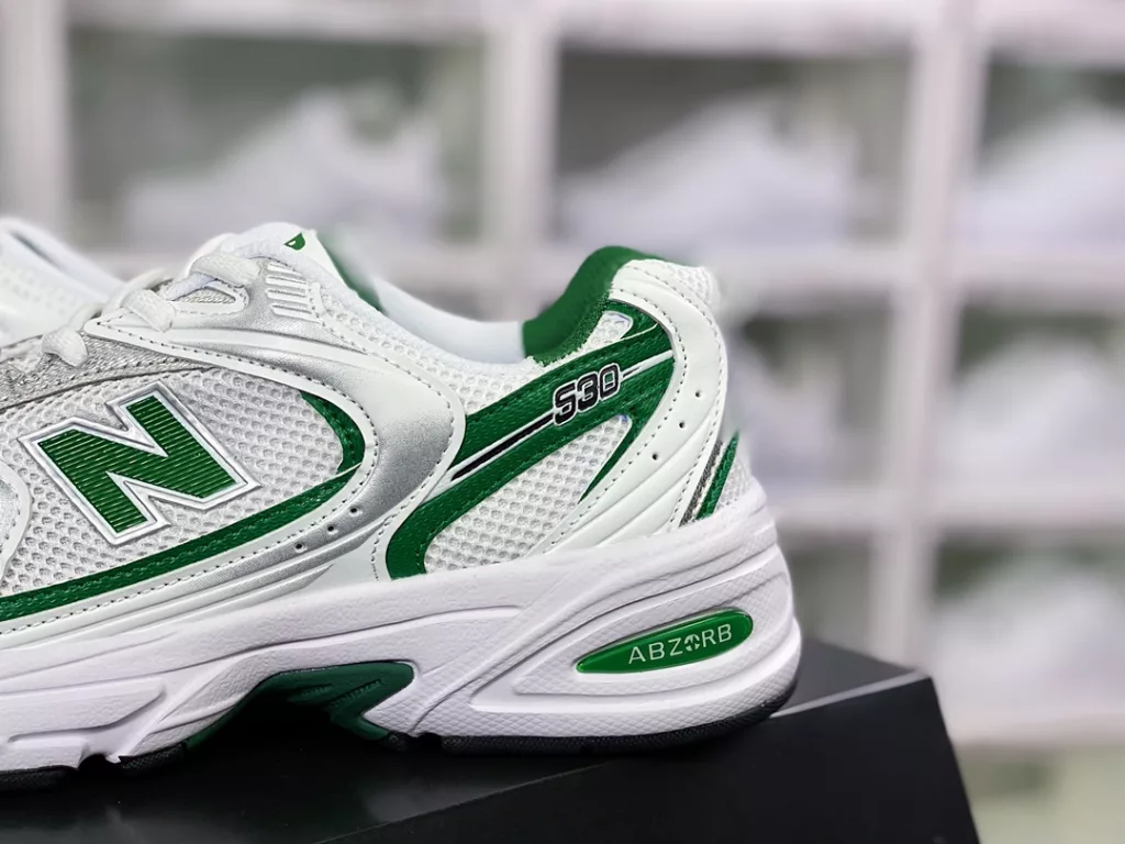 NB ML2002 series retro dad style casual sports jogging shoes NB ML2002 series retro dad style casual sports jogging shoes