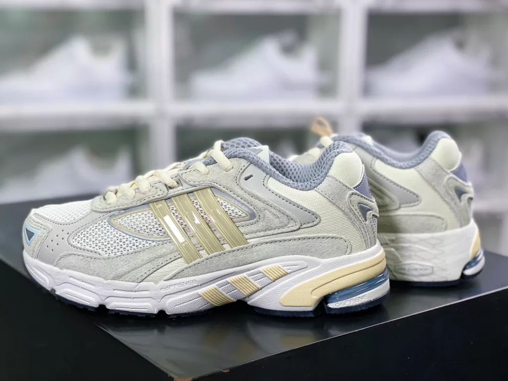 Adidas Originals Response CL Adidas Originals Response CL