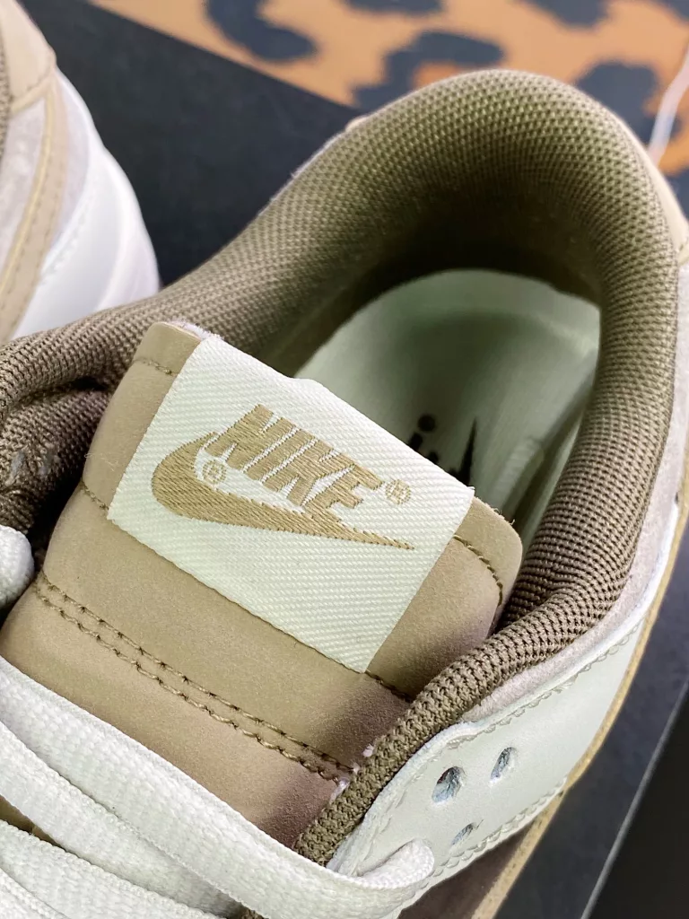 Dayou Keyang/Otomo Katsuhiro x SB Dunk Low Dayou Keyang/Otomo Katsuhiro x SB Dunk Low