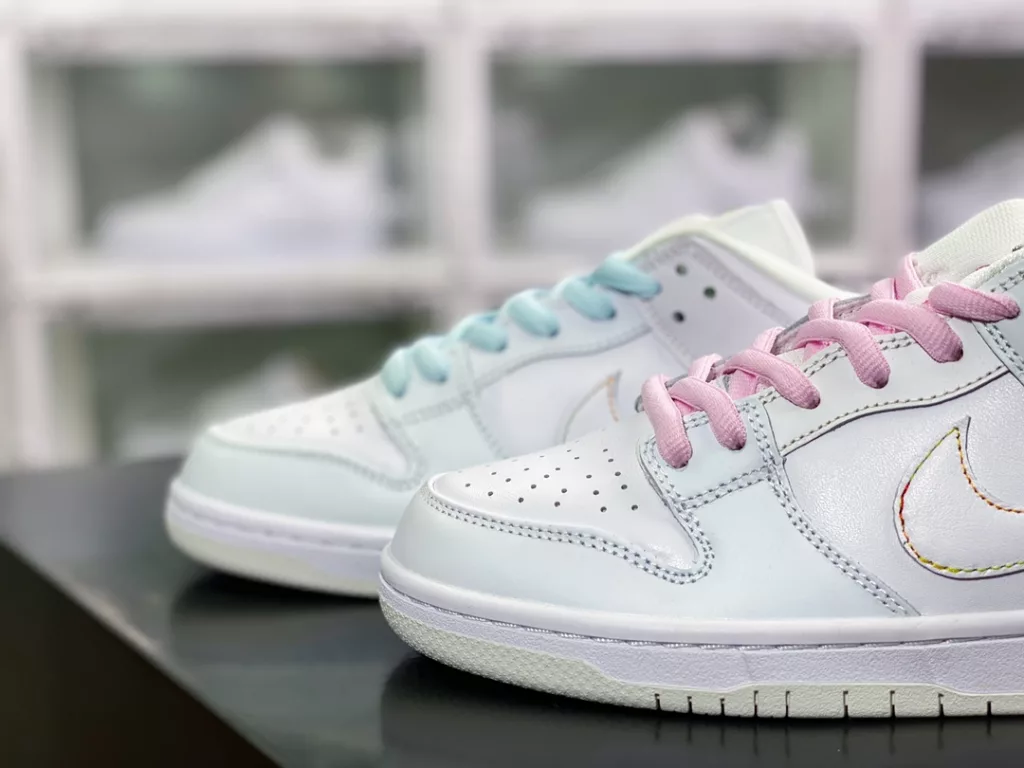 Nike SB Dunk Low Nike SB Dunk Low