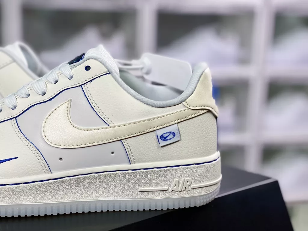 Nike Air Force 1'07 Low Nike Air Force 1'07 Low
