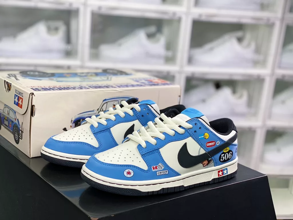 Nike SB Dunk Low Nike SB Dunk Low