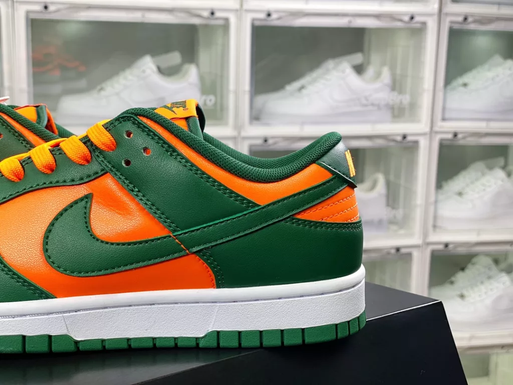 Vintage orange green outfit, Nike SB Dunk Low Vintage orange green outfit, Nike SB Dunk Low