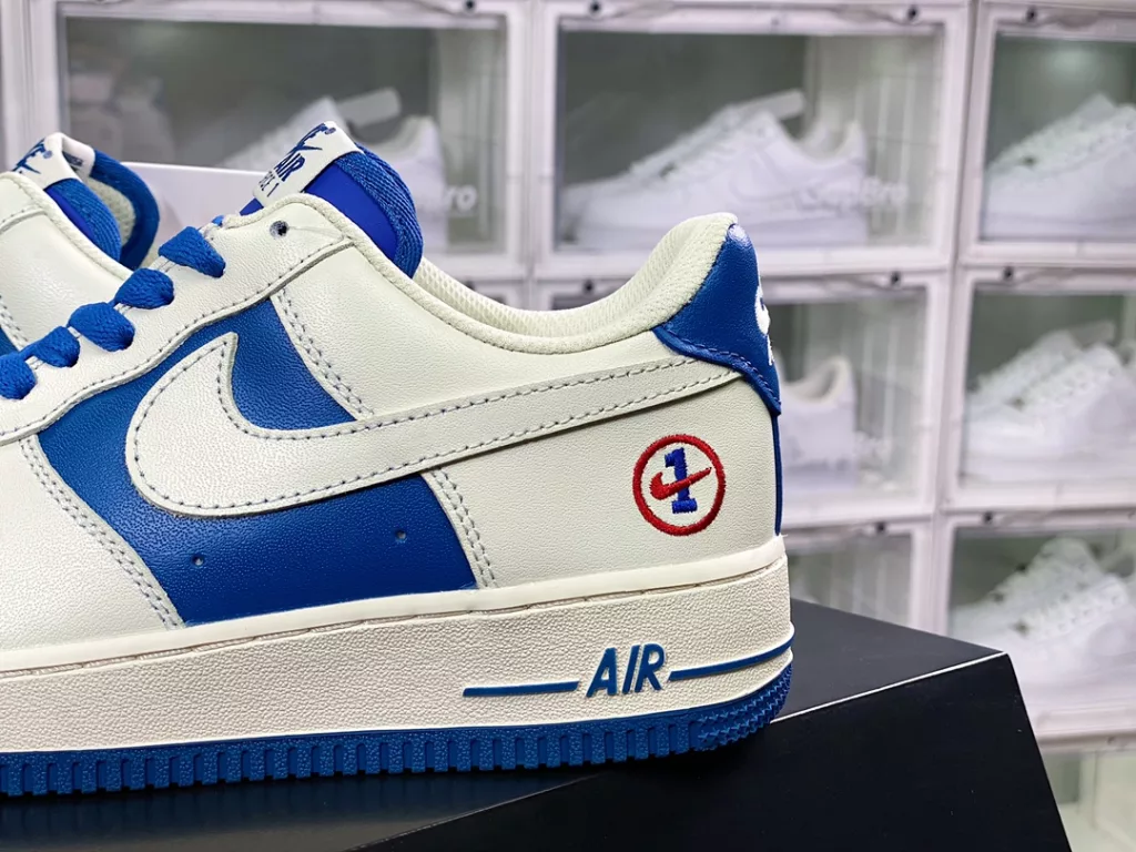 Nike Air Force 1'07 Low Nike Air Force 1'07 Low
