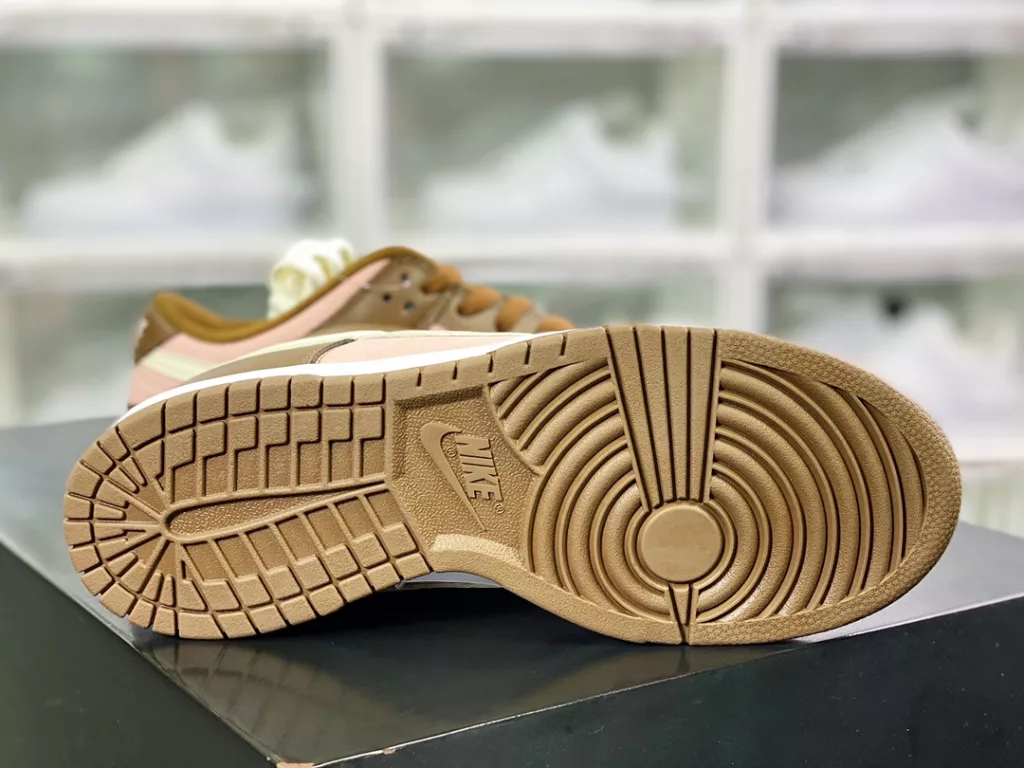 Pink Cherry Ignites 25th Anniversary, American Founder Street Fashion Brand Stussy Stussy x SB Dunk Low Pro Pink Cherry Ignites 25th Anniversary, American Founder Street Fashion Brand Stussy Stussy x SB Dunk Low Pro