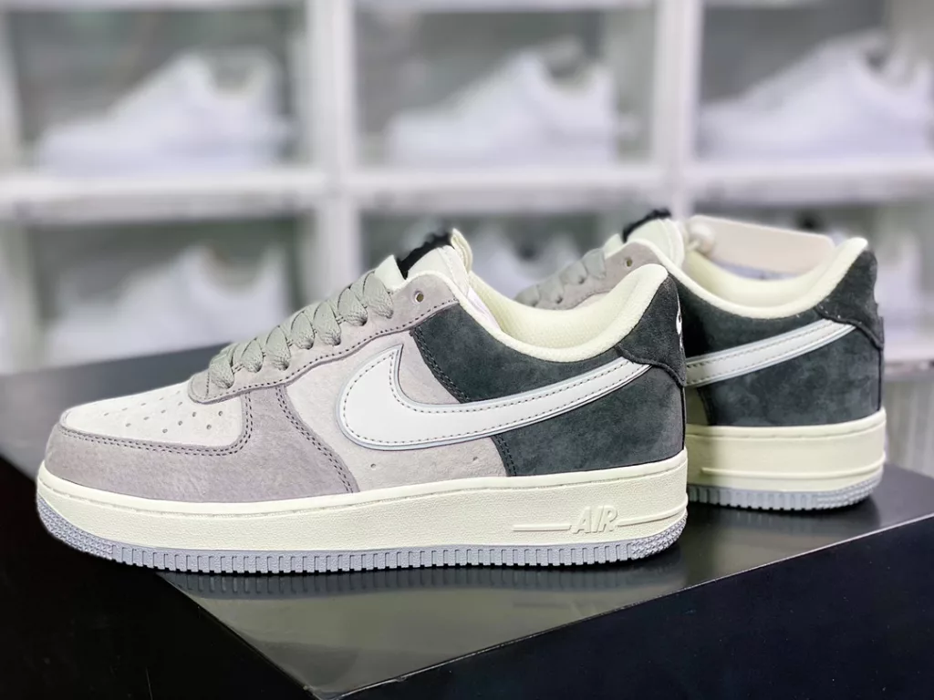 Nike Air Force 1'07 Low LX Nike Air Force 1'07 Low LX