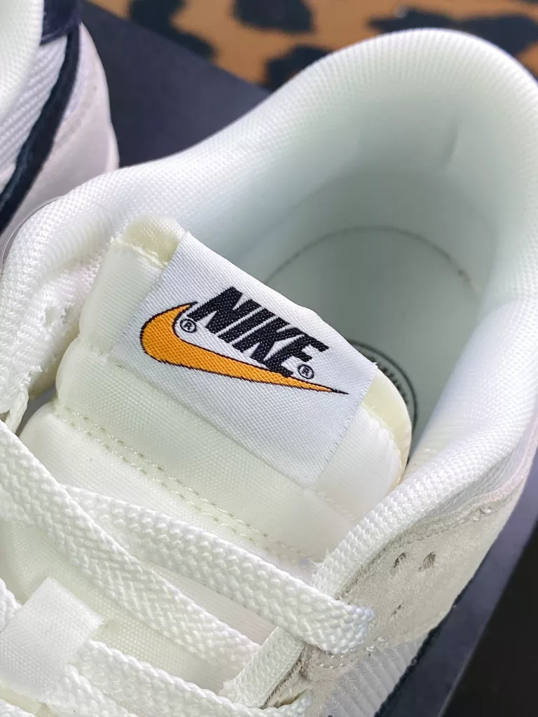 SB Dunk Low SB Dunk Low