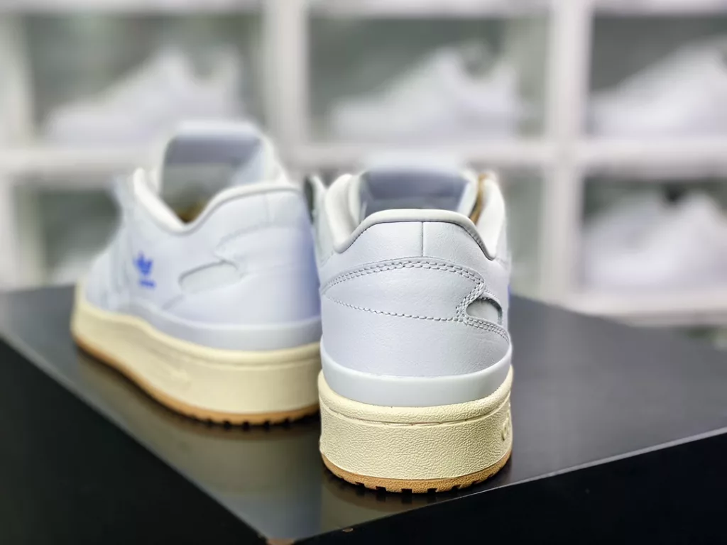 Adidas Clover Originals Forum 84 Low Roman Collection Velcro Low Top Vintage Lace up Versatile Casual Sports Board Shoes Adidas Clover Originals Forum 84 Low Roman Collection Velcro Low Top Vintage Lace up Versatile Casual Sports Board Shoes