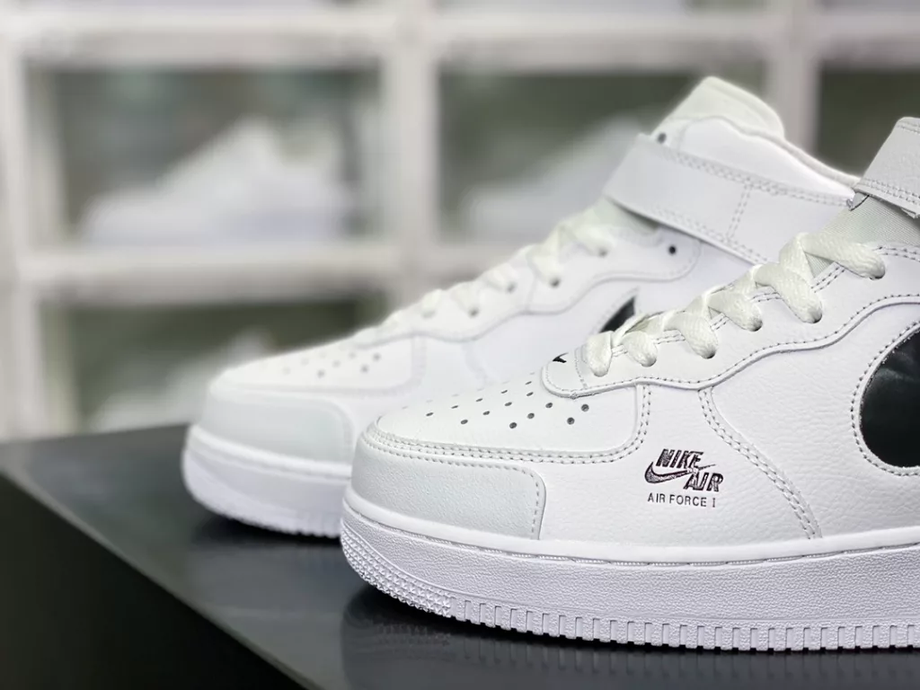 Nike Air Force 1 ´ 07 LV8 Mid Premium Nike Air Force 1 ´ 07 LV8 Mid Premium