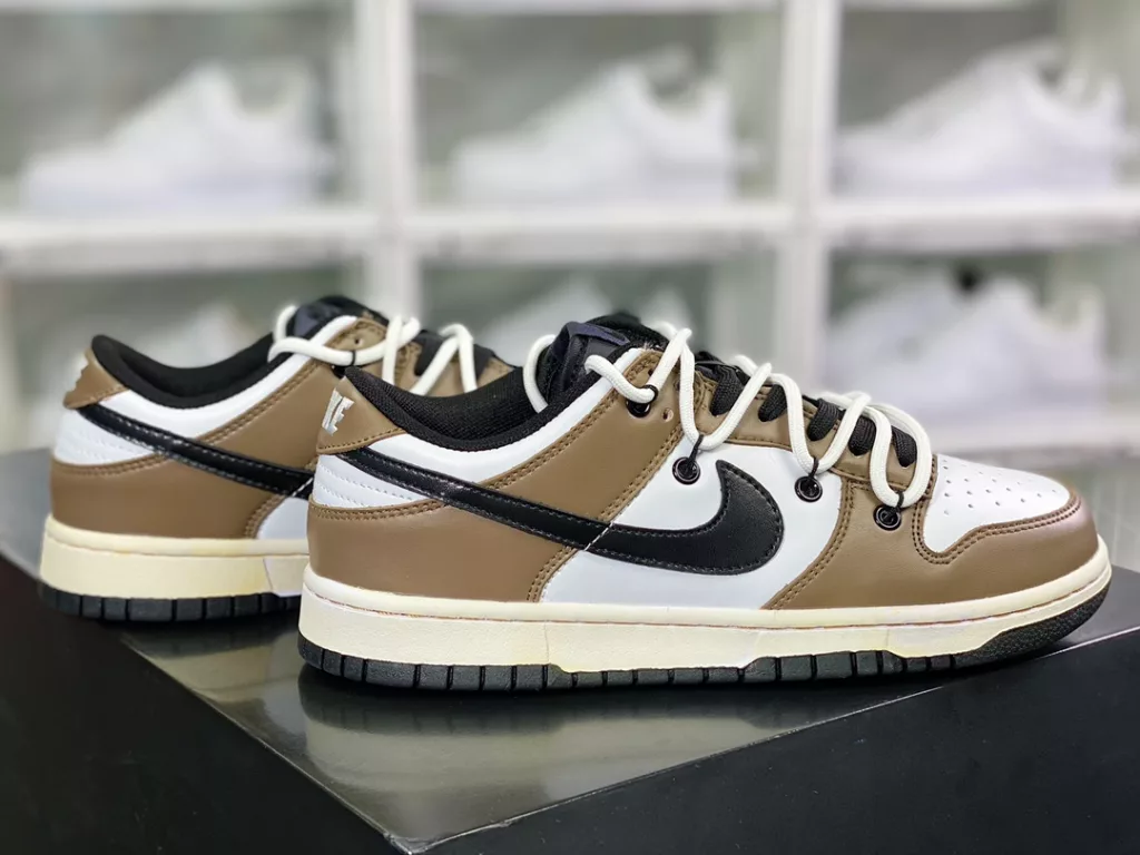 Nike SB Dunk Low Lot Nike SB Dunk Low Lot