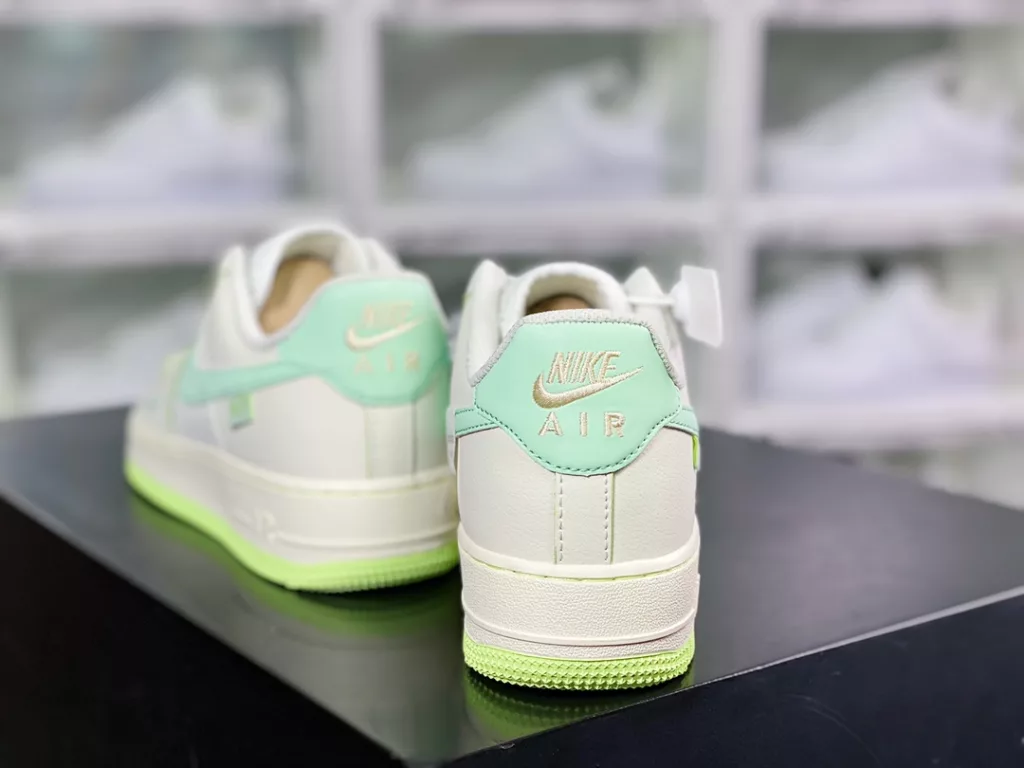 Nike Air Force 1 ´ 07 Low Nike Air Force 1 ´ 07 Low