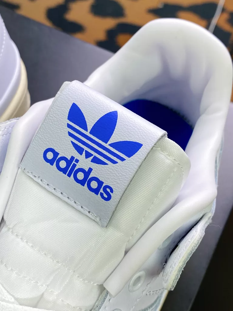 Adidas Clover Originals Forum 84 Low Roman Collection Velcro Low Top Vintage Lace up Versatile Casual Sports Board Shoes Adidas Clover Originals Forum 84 Low Roman Collection Velcro Low Top Vintage Lace up Versatile Casual Sports Board Shoes