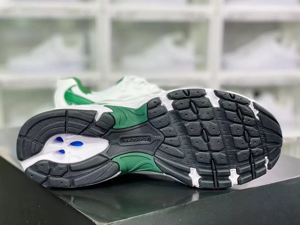 NB ML2002 series retro dad style casual sports jogging shoes NB ML2002 series retro dad style casual sports jogging shoes