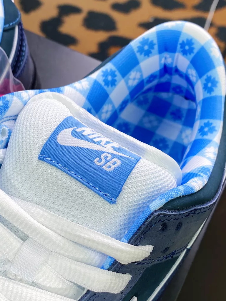 Shrimp ashore 🦞 Co branded Boston renowned shoe store Concepts x SB Dunk Low Shrimp ashore 🦞 Co branded Boston renowned shoe store Concepts x SB Dunk Low