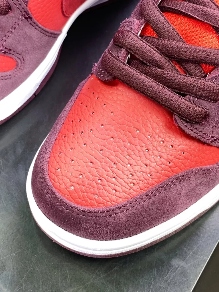 Nike SB Dunk Low Nike SB Dunk Low