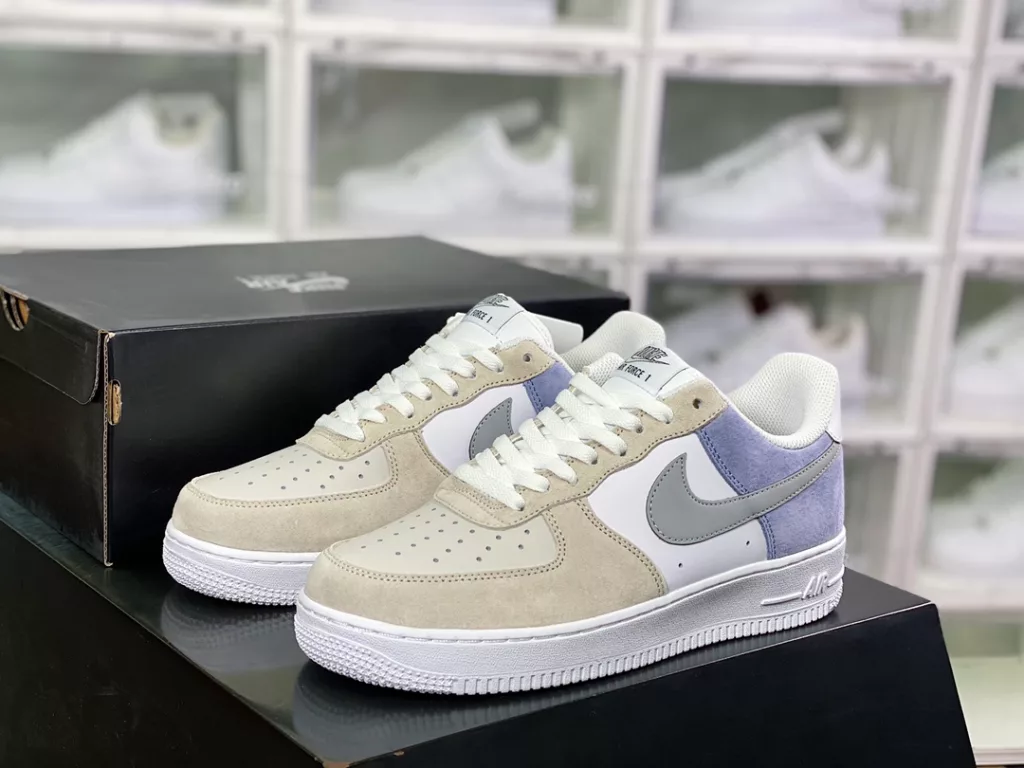 New Nike Air Force 1 ´ 07 Low New Nike Air Force 1 ´ 07 Low
