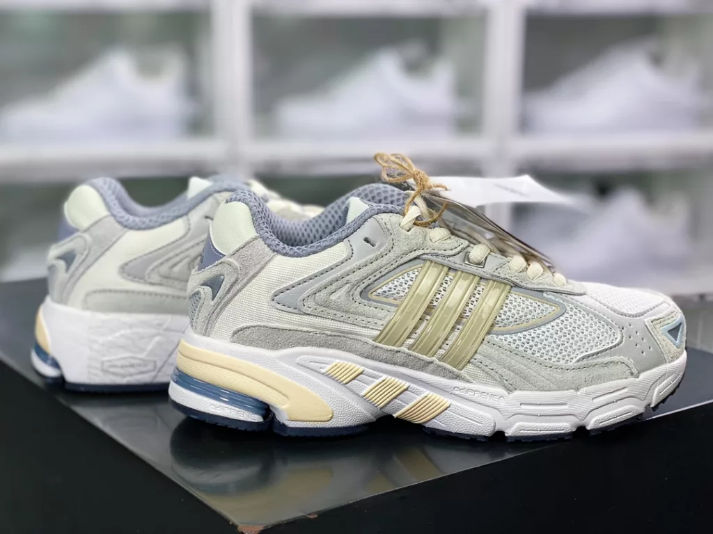 Adidas Originals Response CL Adidas Originals Response CL