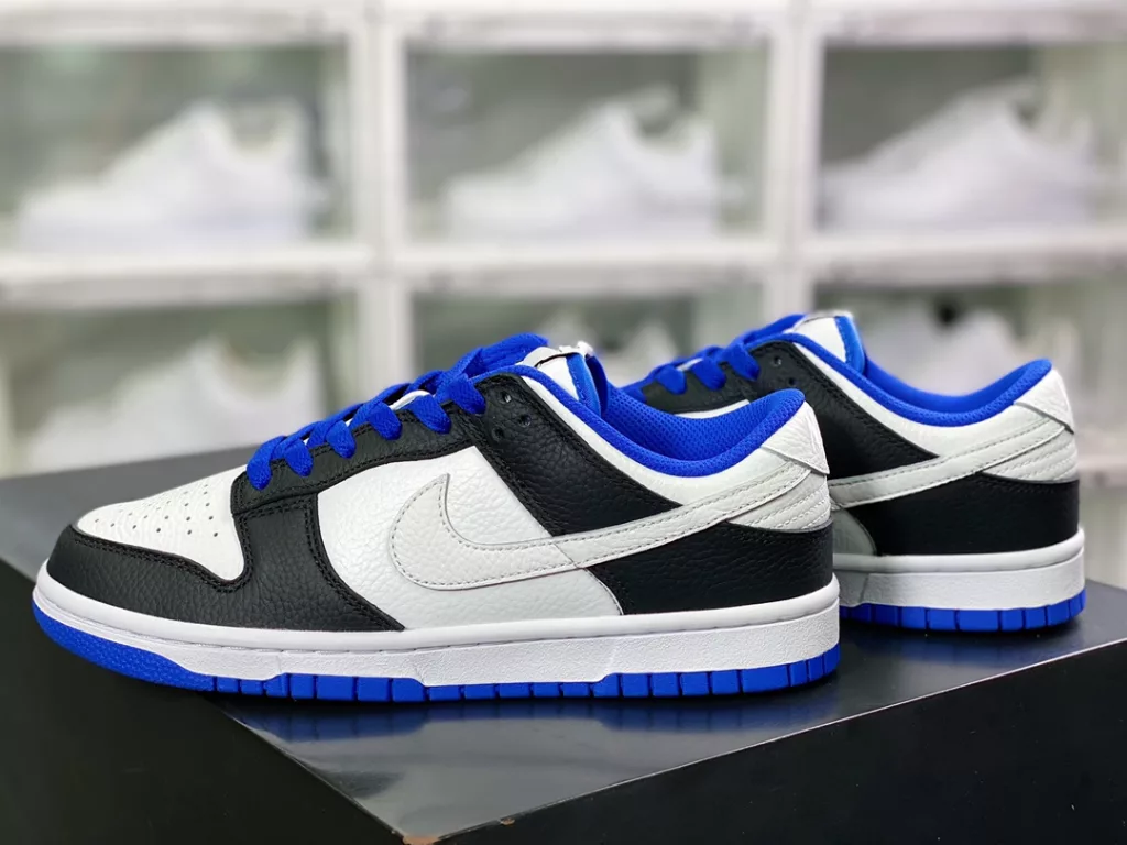 Nike SB Dunk Low Nike SB Dunk Low