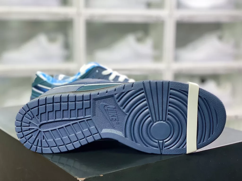 Shrimp ashore 🦞 Co branded Boston renowned shoe store Concepts x SB Dunk Low Shrimp ashore 🦞 Co branded Boston renowned shoe store Concepts x SB Dunk Low