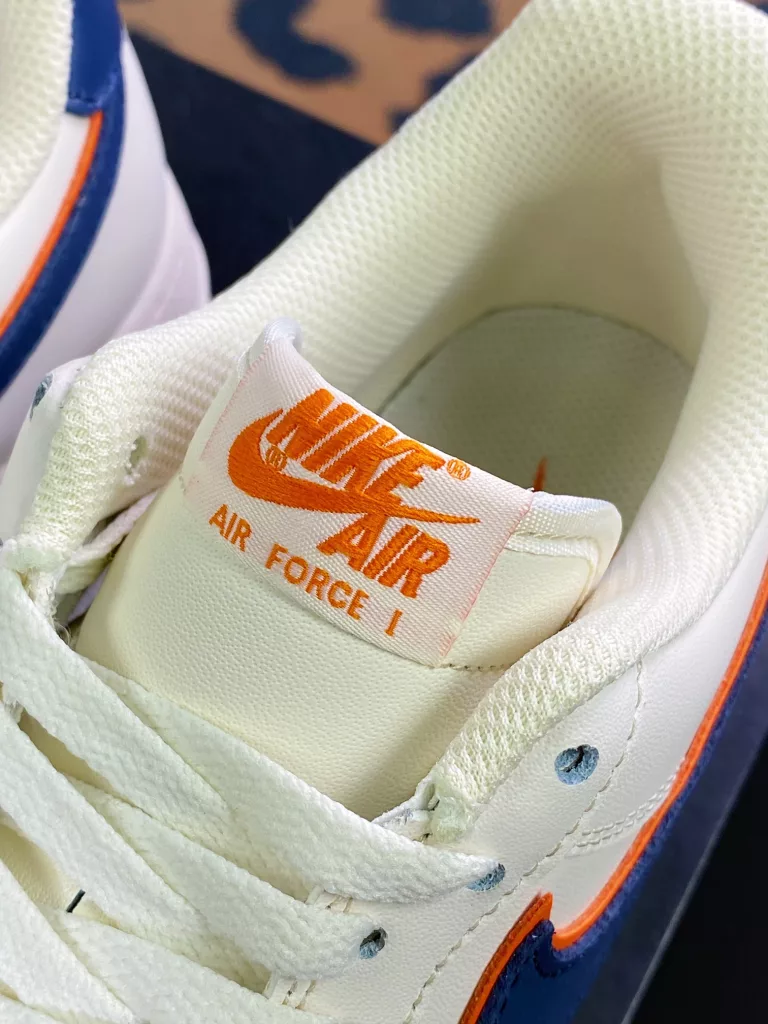 Nike Air Force 1'07 Low LX Nike Air Force 1'07 Low LX