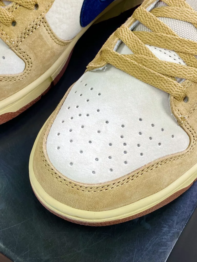 Nike SB Dunk Low Cl Nike SB Dunk Low Cl