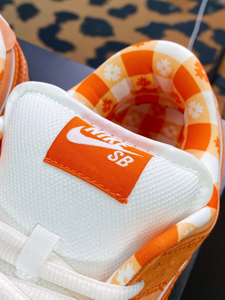 Boston Famous Shoe Store Heavyweight Co branded Concepts x SB Dunk Low Boston Famous Shoe Store Heavyweight Co branded Concepts x SB Dunk Low