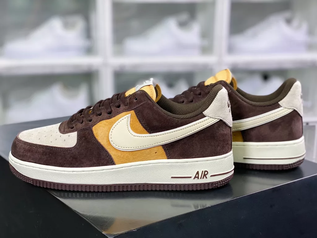 Nike Air Force 1 ´ 07 Nike Air Force 1 ´ 07