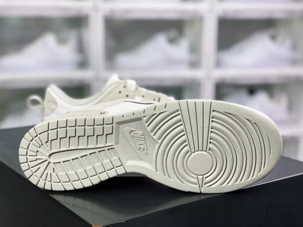 Nike Wmns Dunk Low Destroy 2 Nike Wmns Dunk Low Destroy 2