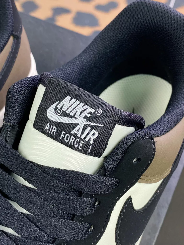 Nike Air Force 1'07 Low Leather Nike Air Force 1'07 Low Leather