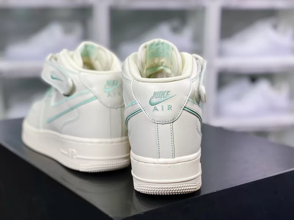 Air Force 1'07 High Air Force 1'07 High