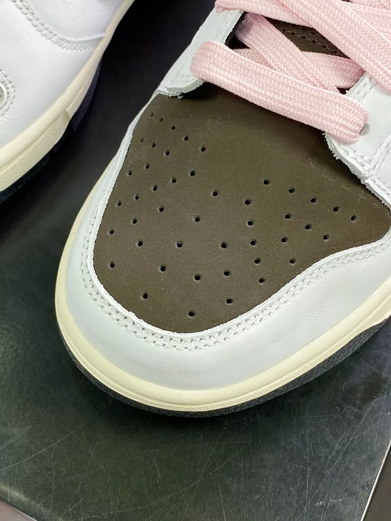 Nike By You SB Dunk Low Retro SP Dunk Series Low top Casual Skateboarding Shoes Nike By You SB Dunk Low Retro SP Dunk Series Low top Casual Skateboarding Shoes