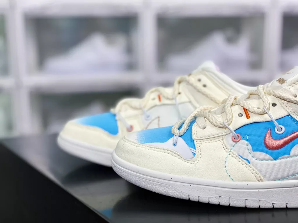 Nike Wmns Dunk Low Destroy 2 Nike Wmns Dunk Low Destroy 2