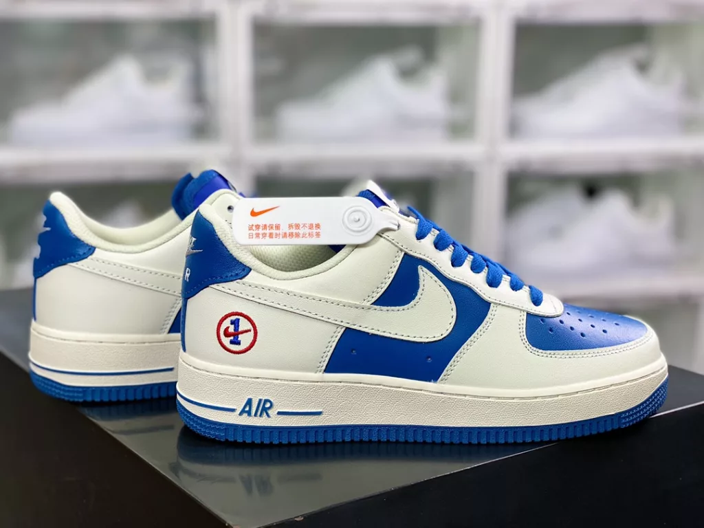 Nike Air Force 1'07 Low Nike Air Force 1'07 Low