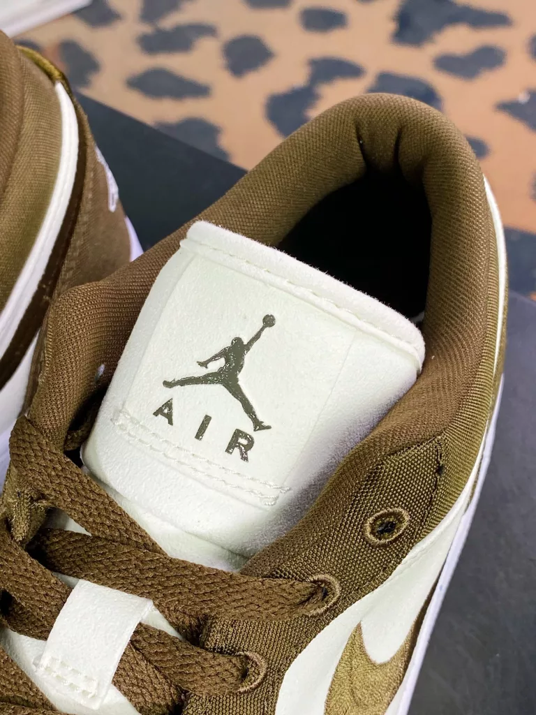 Air Jordan 1 Low SE Air Jordan 1 Low SE