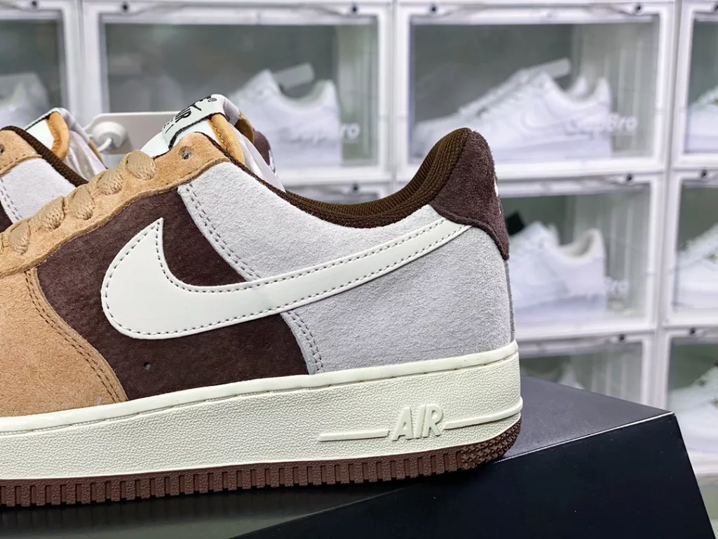 Nike Air Force 1'07 Low Nike Air Force 1'07 Low
