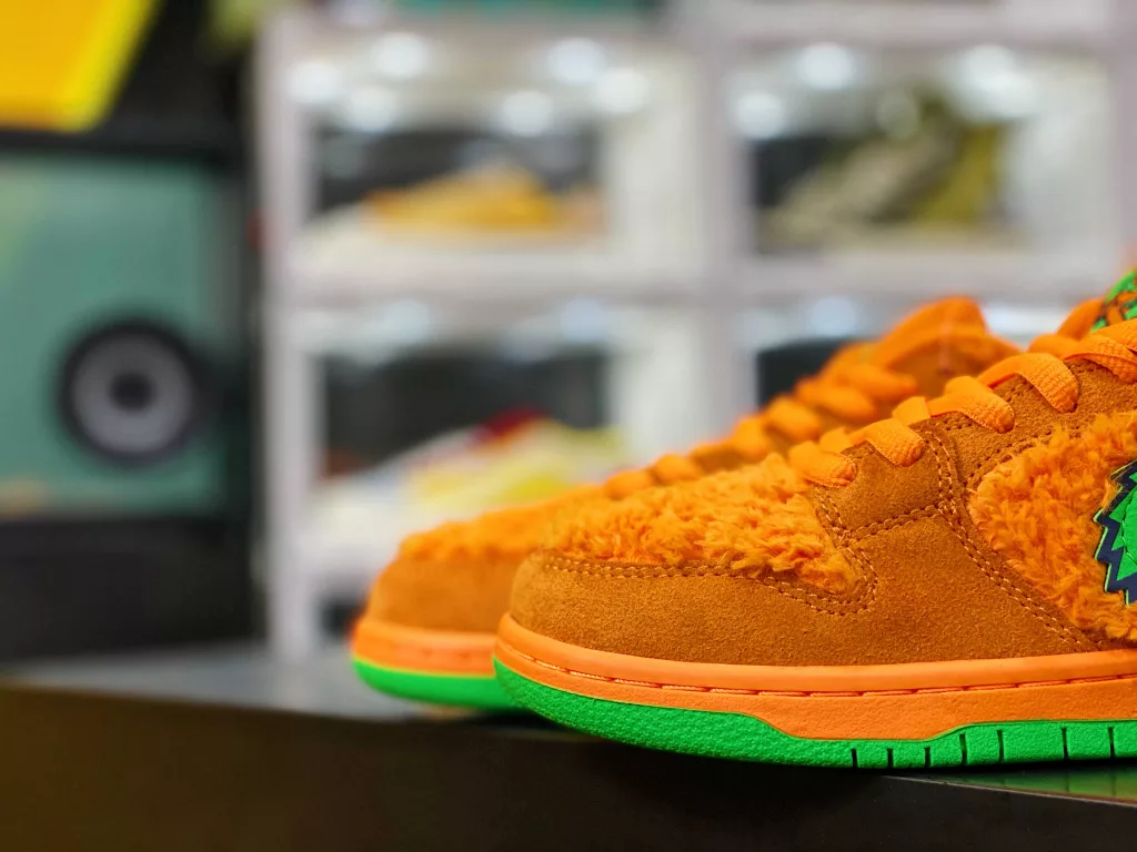 Company level Grateful Dead X NK SB Dunk L OW Yellow Bear is currently the highest version on the market, with an exclusive batch of original boxes and built-in air cushions. The original standard is not a commercial waste currency item number CJ510