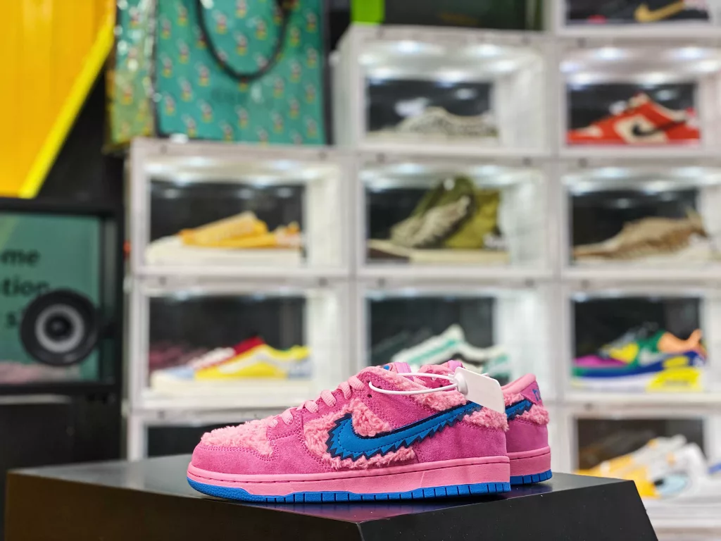 Company level Grateful Dead X NK SB Dunk L OW Yellow Bear is currently the highest version on the market, with an exclusive batch of original boxes and built-in air cushions. The original standard is not a commercial waste currency item number CJ510