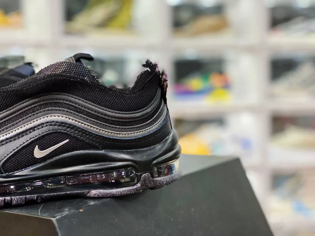 Nike Air Max 97 # High end channels produced by well-known manufacturers # Building the strongest version of bullets in the entire market # Original TPU reflective material for original shoes # The first original air cushion in the market to refuse to use a public sole # The shoe model is constantly proofread and the matching rate with the original shoes reaches 910