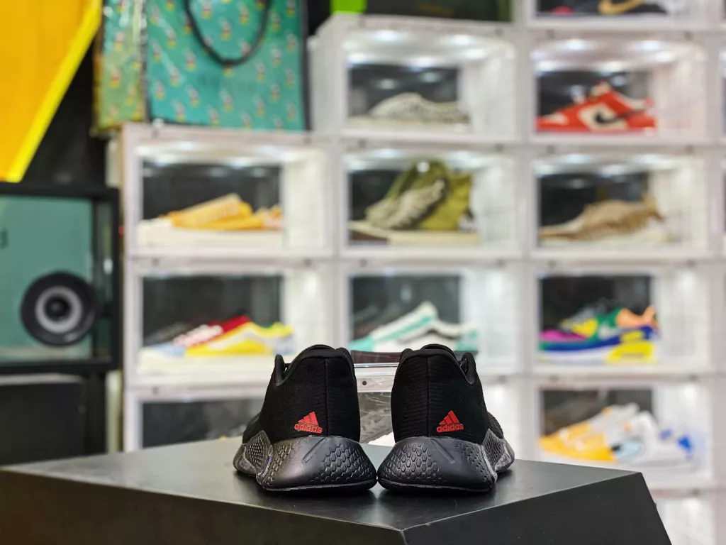 True standard half size system # 3 layer combination sole mold # Mid sole EVA foam cushioning material # Horse brand rubber anti slip effect # TPU brackets on both sides for stable support ❗ Adidas AlphaBOUNCE M Leather Alpha Series Shark Gill Pattern Bottom Cover 10