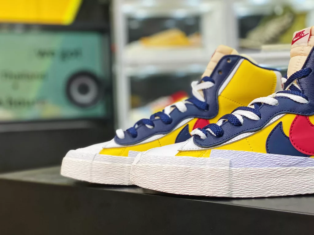The strongest toxic version of Sacai x Nike Blazer Mid has been stored in four colors, with built-in NFC sensing chip. Currently, the most mature Sacai high top ‼️ Original cardboard last creates a natural small waist # Difference in the original factory's top layer leather material, market imitation top layer version # 10