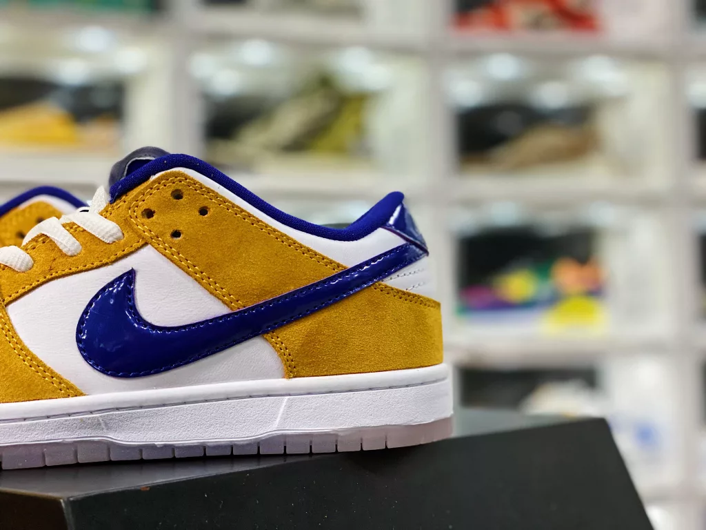 Mixed sales level probability verified version # Genuine half size original box for men and women's shoes # Upgrade to the original last paper version development # Use imported original factory top layer calf leather splicing suede material # Built in Sole true air cushion device # Double layer RB+foam midsole ❗ Beautiful appearance, the all-new Nike SB D10