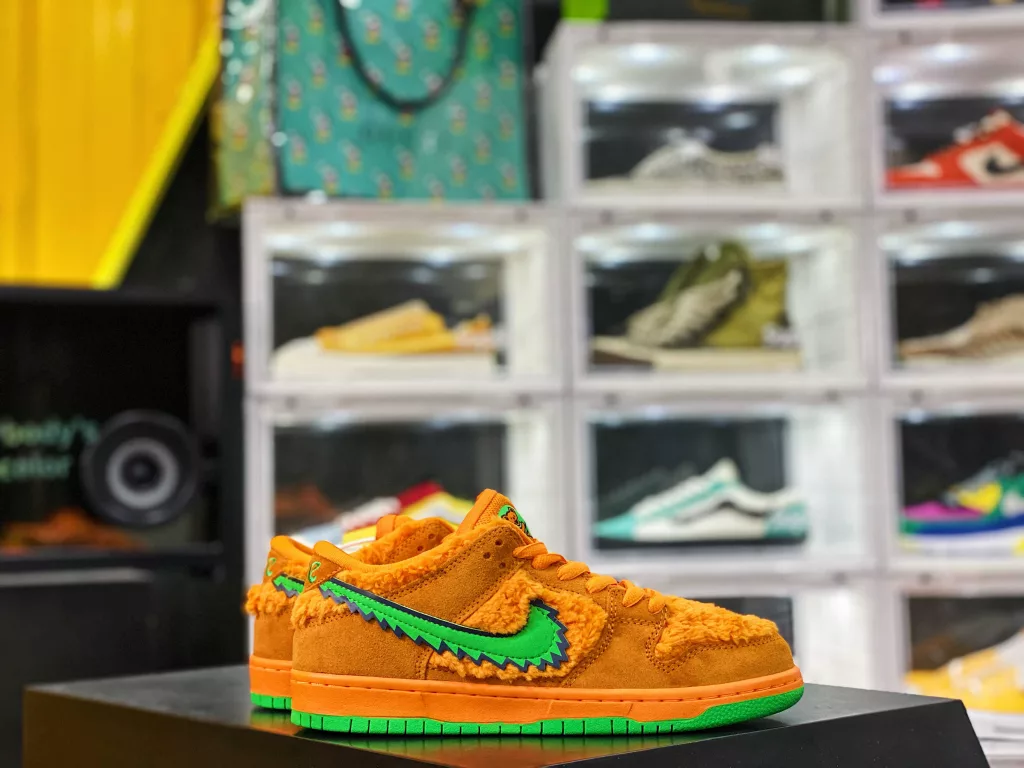 Company level Grateful Dead X NK SB Dunk L OW Yellow Bear is currently the highest version on the market, with an exclusive batch of original boxes and built-in air cushions. The original standard is not a commercial waste currency item number CJ510