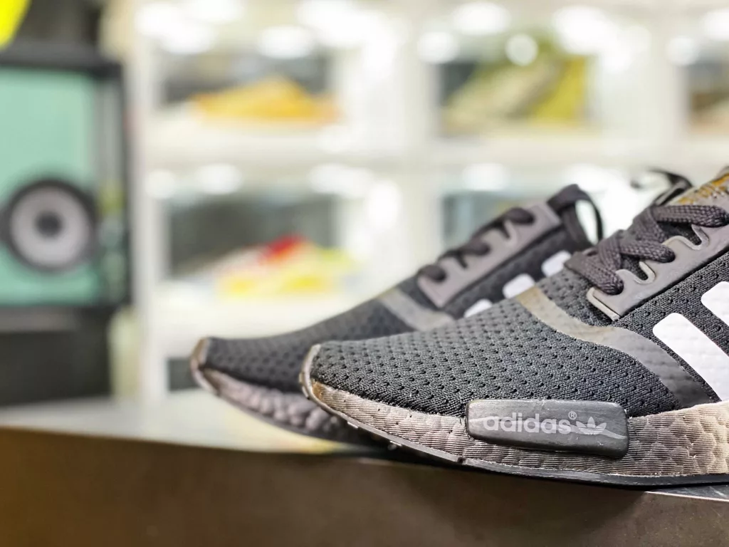 Classic remanufactured version # Genuine and authentic materials for men and women's shoes # Full length Boost+stability module ❗ Classic color scheme, Adidas adidas Clover Originals NMD_ R1 Primeknit 