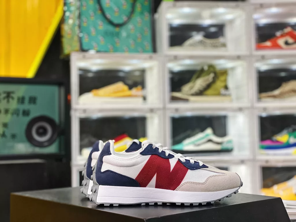 Exclusive live shooting ✨ NB New Balance MS327 series retro casual sports jogging shoes MS327CPB are made of pigskin suede and breathable mesh fabric, forming a difference in market suede. Wrong version # Mid sole high elastic EVA foam material with full size 10
