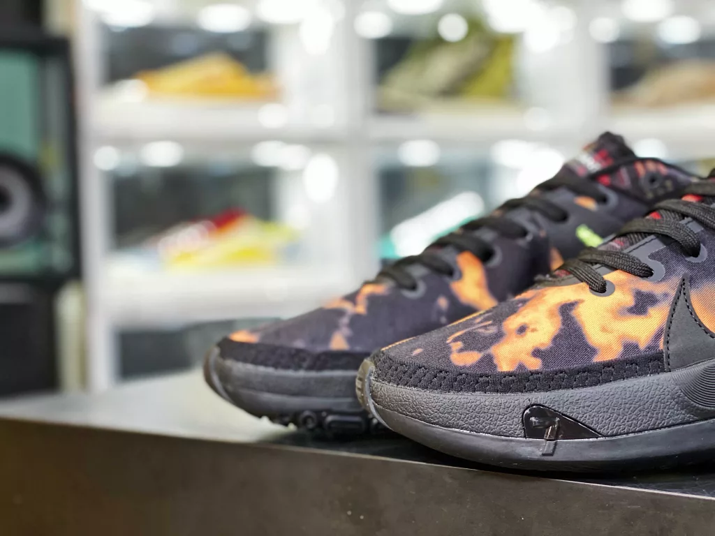 Men's shoes are made in standard half size system # Upgraded with lighter and thinner breathable mesh material # Full length Zoom Air pull up midsole and forefoot Zoom Air unit ❗ Basketball Star color scheme! KD13 officially released, Nike KD 13 EP 