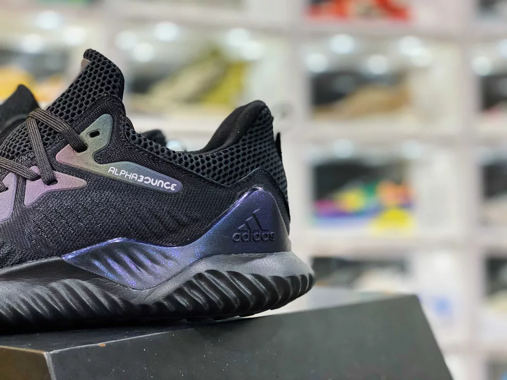 Men's shoes genuine half size system # 3 layer combination sole mold # Mid sole EVA foam cushioning material # Horse brand rubber anti slip effect # TPU brackets on both sides for stable support ❗ Adidas AlphaBOUNCE M Leather Alpha Series Shark Gill Pattern Large 10