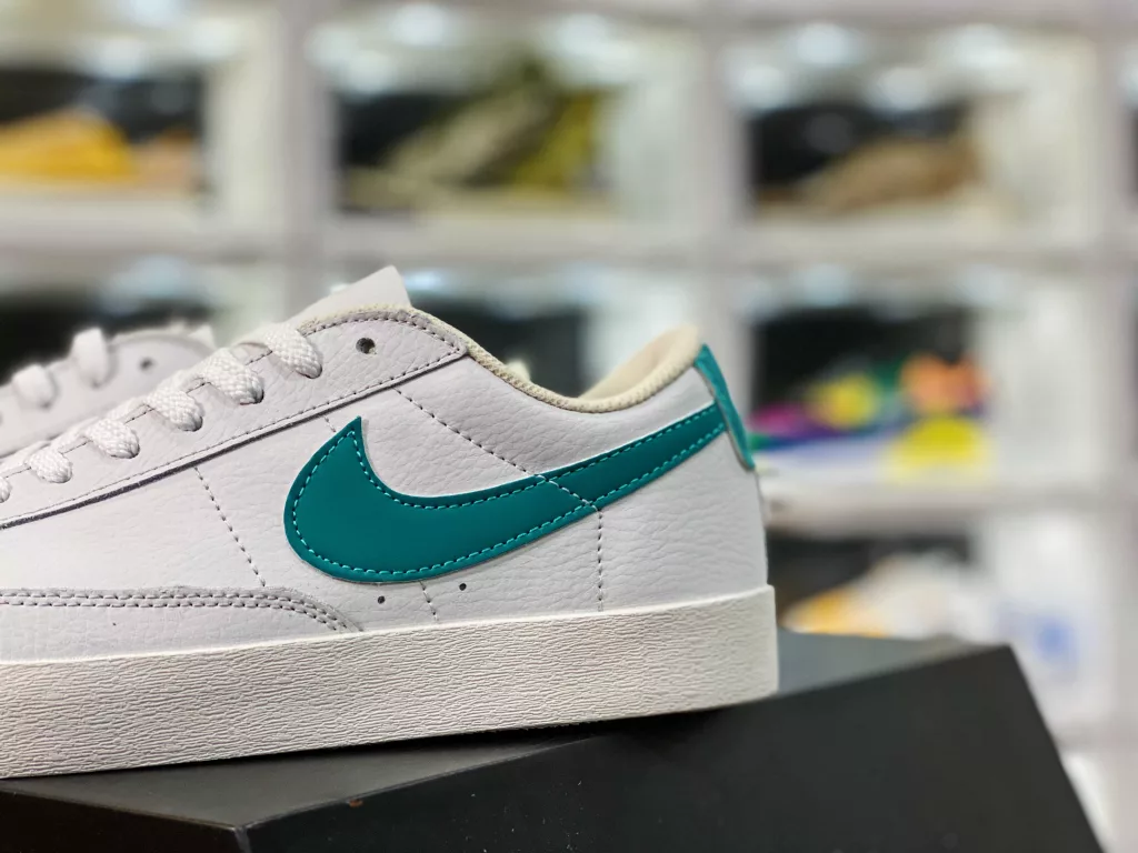 Overseas Counter New Product Company Grade Nike Blazer Low Prm Pioneer Low Top Casual Board Shoes Original Custom Top Leather Original Box Original Standard Product Number: 454471-01310