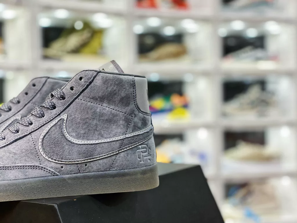 Nike Blazer Mid Versatile Piece Company level Strongest Nike Blazer Trailblazer ‼️ The timeless trend of IP craftsmanship, fine needle stitching, and wiring all follow the original shoe label, the original box, and the pure original shoe upper pulled back from Qingdao QT, LX3 factory made in 10