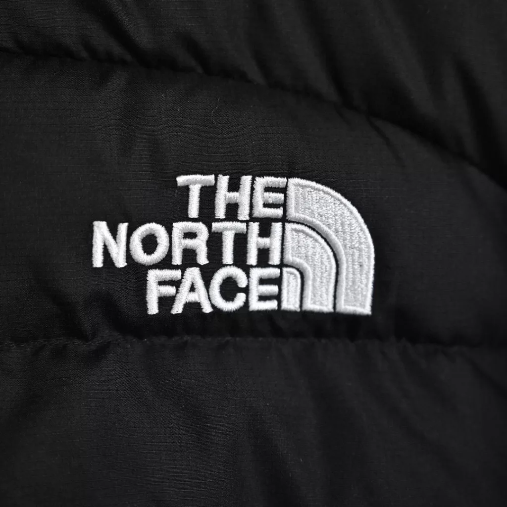 𝐓𝐡𝐞 𝐍𝐨𝐫𝐭𝐡 𝐅𝐚𝐜𝐞 𝟐𝟑𝐅𝐖 North𝐍𝟏𝟔 American short striped patchwork down jacket